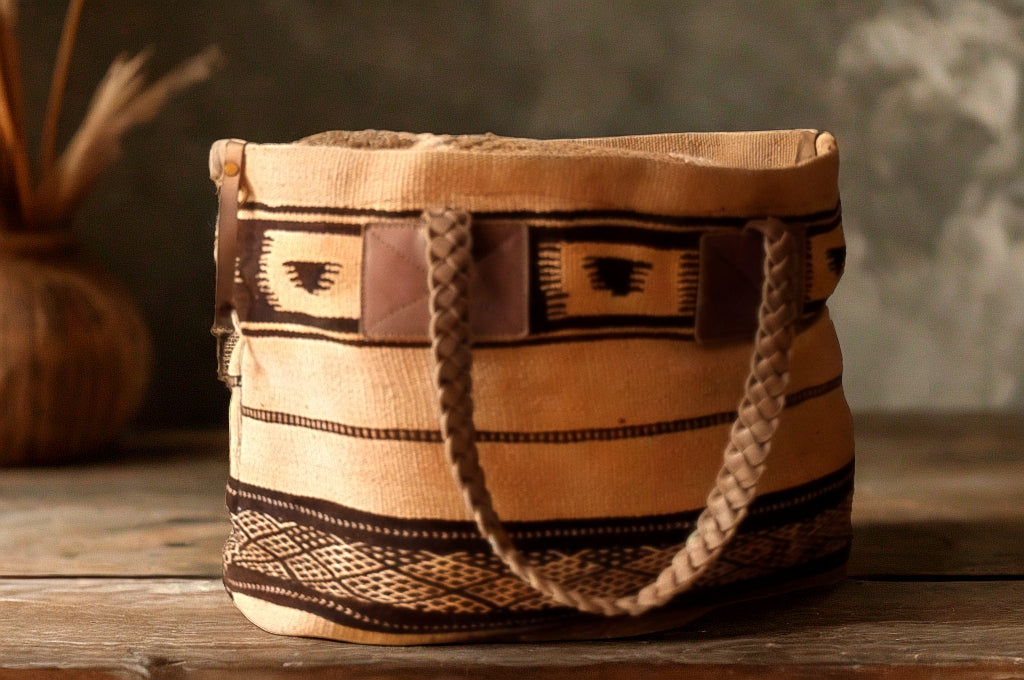 Berber Tribal Tote Bag – Handmade Moroccan Market Bag – Braided Leather Handles – Ethnic Boho Style